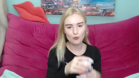 Snapshot of sofysoft chatting on 09-27-25, 04:50 sofysoft online show from 09-27-25, 04:50