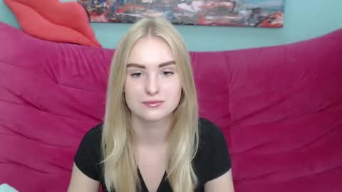 Snapshot of sofysoft chatting on 09-28-25, 05:02 sofysoft online show from 09-28-25, 05:02