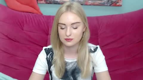 Snapshot of sofysoft chatting on 10-04-25, 05:16 sofysoft online show from 10-04-25, 05:16