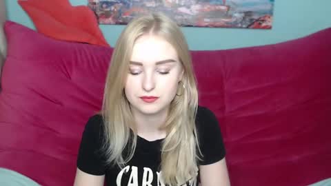 Snapshot of sofysoft chatting on 10-11-25, 04:55 sofysoft online show from 10-11-25, 04:55