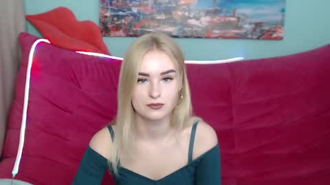 Snapshot of sofysoft chatting on 10-26-25, 05:57 sofysoft online show from 10-26-25, 05:57