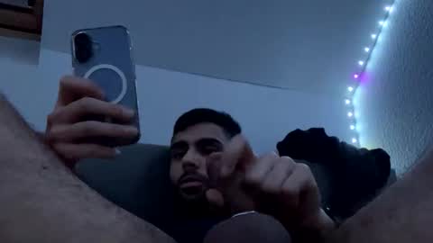 Snapshot of sokah121 chatting on 12-18-25, 03:23 sokah121 online show from 12-18-25, 03:23