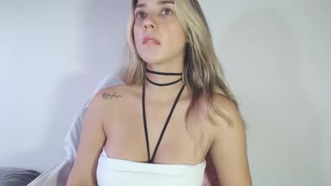 Snapshot of sol_rous chatting on 02-06-26, 12:52 online show from 02-06-26, 12:52