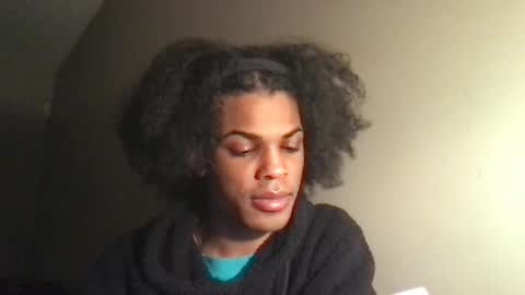 Snapshot of solaceeve chatting on 10-29-25, 03:09 SolaceEve online show from 10-29-25, 03:09