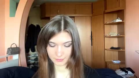Catheryn online show from 07-22-26, 10:07