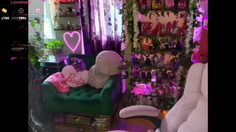 solesticia online show from 04-28-26, 07:41