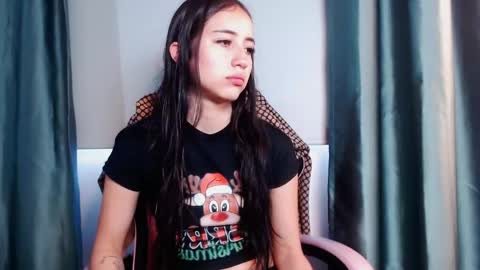 Snapshot of solgp chatting on 12-22-25, 11:29 Fernada Rodriguez online show from 12-22-25, 11:29