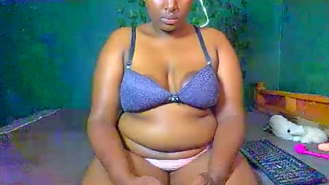 Snapshot of sollybunny chatting on 05-05-26, 02:52 Solly bunny online show from 05-05-26, 02:52