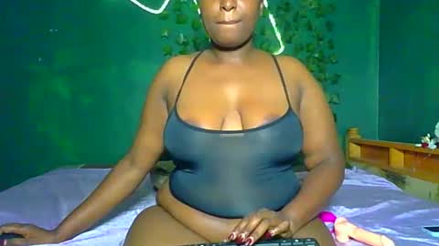 Snapshot of sollybunny chatting on 05-16-26, 03:14 Solly bunny online show from 05-16-26, 03:14