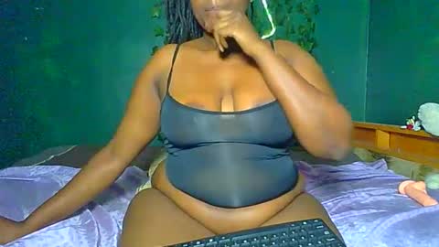 Snapshot of sollybunny chatting on 05-27-26, 12:51 Solly bunny online show from 05-27-26, 12:51