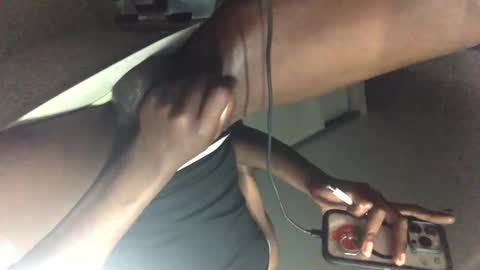 Snapshot of solobait chatting on 10-25-25, 03:14 ArtistMJB online show from 10-25-25, 03:14