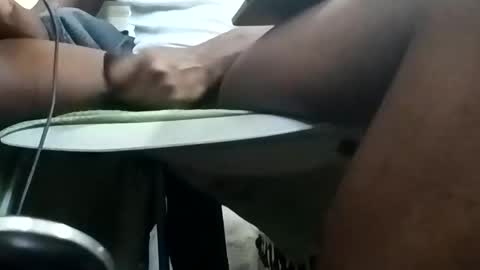 Snapshot of solobait chatting on 11-08-25, 11:14 ArtistMJB online show from 11-08-25, 11:14