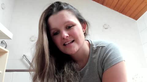 Snapshot of someonesday chatting on 02-07-25, 01:11 SomeonesDay online show from 02-07-25, 01:11