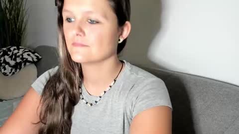 Snapshot of someonesday chatting on 09-11-25, 05:29 SomeonesDay online show from 09-11-25, 05:29