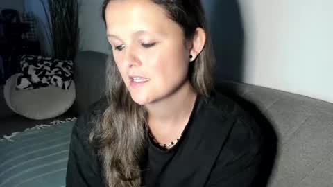 Snapshot of someonesday chatting on 09-26-25, 05:33 SomeonesDay online show from 09-26-25, 05:33