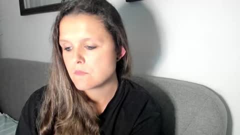 Snapshot of someonesday chatting on 10-17-25, 09:17 SomeonesDay online show from 10-17-25, 09:17