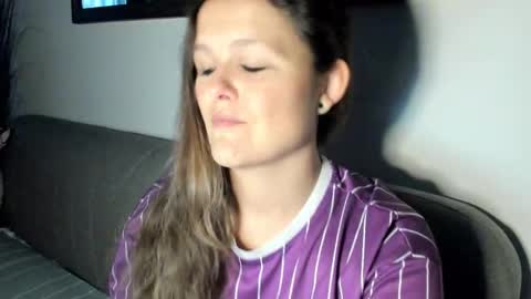 Snapshot of someonesday chatting on 12-01-25, 06:40 SomeonesDay online show from 12-01-25, 06:40