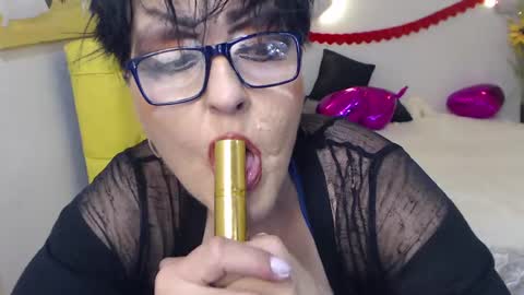 sondrariddle online show from 02-22-25, 10:42