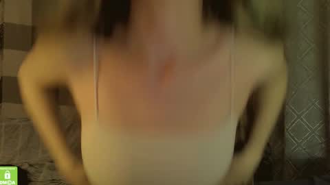 Snapshot of song_to_the_siren chatting on 01-12-25, 04:18 Mary online show from 01-12-25, 04:18