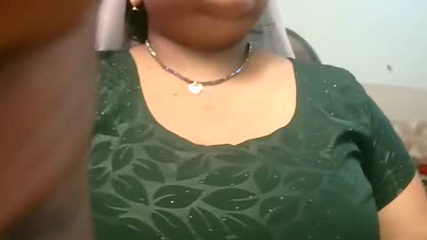 soni88888 online show from 03-12-25, 05:35