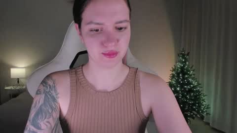 Snapshot of sonia_moon_ chatting on 12-11-24, 01:37 sonia_moon_ online show from 12-11-24, 01:37