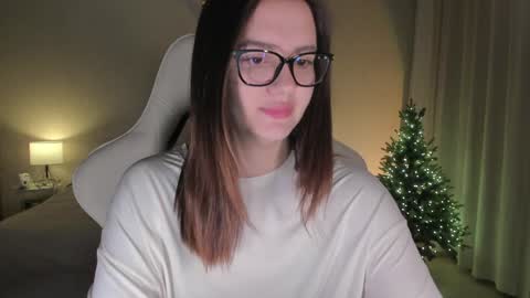 Snapshot of sonia_moon_ chatting on 12-28-24, 01:18 sonia_moon_ online show from 12-28-24, 01:18