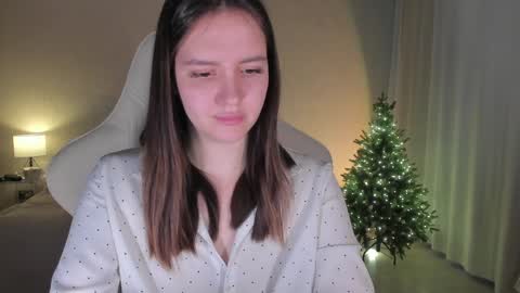 Snapshot of sonia_moon_ chatting on 01-08-25, 04:34 sonia_moon_ online show from 01-08-25, 04:34