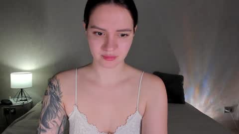 Snapshot of sonia_moon_ chatting on 02-01-25, 01:44 sonia_moon_ online show from 02-01-25, 01:44