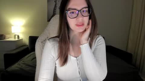 Snapshot of sonia_moon_ chatting on 03-02-25, 01:26 sonia_moon_ online show from 03-02-25, 01:26