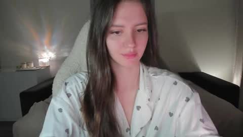 Snapshot of sonia_moon_ chatting on 09-24-25, 02:48 sonia_moon_ online show from 09-24-25, 02:48