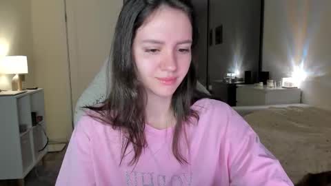 Snapshot of sonia_moon_ chatting on 10-25-25, 02:52 sonia_moon_ online show from 10-25-25, 02:52