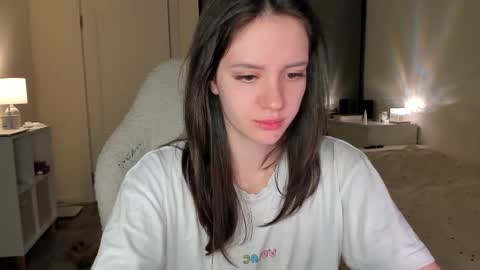 Snapshot of sonia_moon_ chatting on 10-29-25, 02:58 sonia_moon_ online show from 10-29-25, 02:58