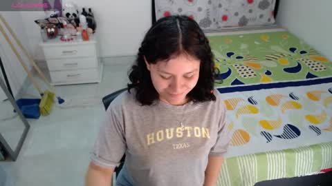 Snapshot of sonialatin69 chatting on 04-08-26, 01:22 sonialatin69 online show from 04-08-26, 01:22