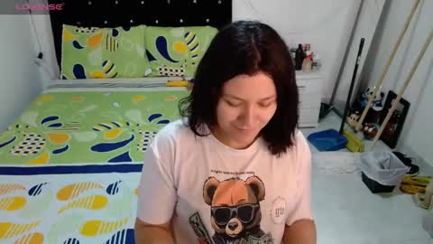 Snapshot of sonialatin69 chatting on 05-25-26, 12:22 sonialatin69 online show from 05-25-26, 12:22