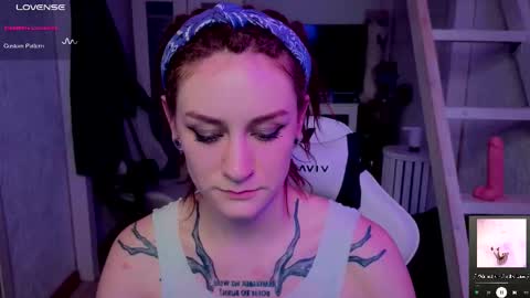 Rie online show from 10-17-25, 03:36