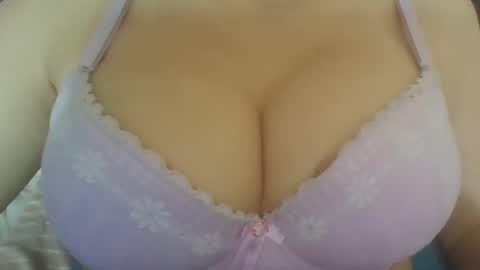 Sonnya online show from 10-25-25, 12:02