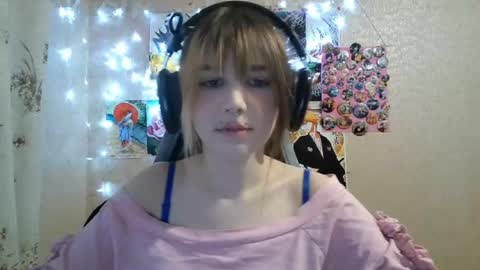 Snapshot of sonwosick chatting on 07-29-26, 03:10 Mila online show from 07-29-26, 03:10