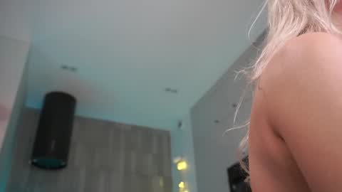Snapshot of sonya_kelsey chatting on 02-04-25, 06:38 Sofia  online show from 02-04-25, 06:38