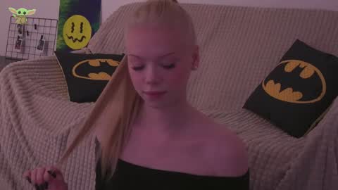 Sonya  Instagram   Twitter sonyaplushgirl  OnlyFans sonyaplush online show from 12-10-24, 09:11