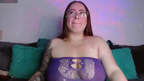 Snapshot of soofy__ chatting on 12-03-25, 03:47 soofy online show from 12-03-25, 03:47