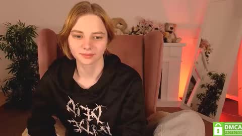 Litta online show from 03-23-26, 01:09