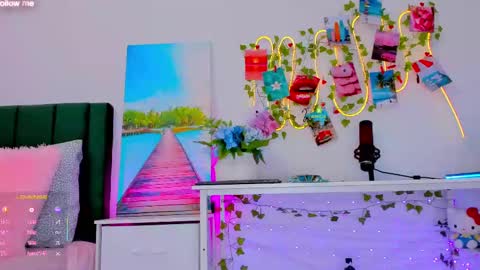  Sofi   online show from 02-18-25, 06:58