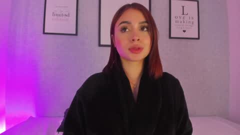 Snapshot of soph1a_ chatting on 01-25-25, 02:04 Sophia online show from 01-25-25, 02:04