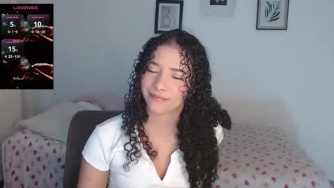 Sophi baby online show from 10-26-25, 04:18