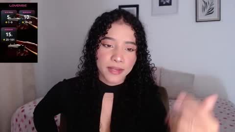 Sophi baby online show from 10-30-25, 02:46