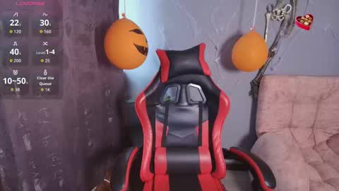 Sophi Tay online show from 10-20-25, 05:57