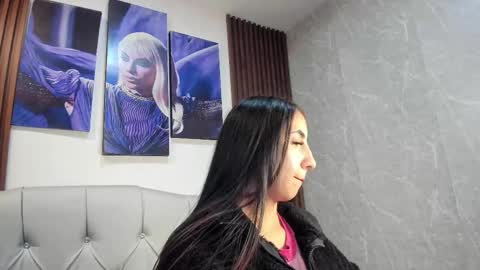 Sophi Thaylorr online show from 10-08-25, 01:31