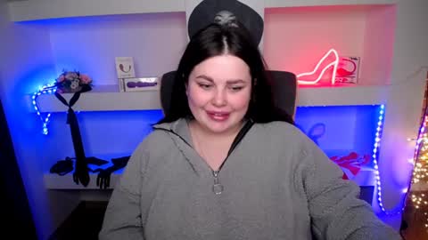 sophia__olsen online show from 01-14-25, 12:45