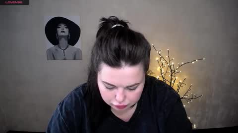 sophia__olsen online show from 09-09-25, 05:40