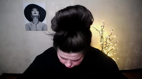 sophia__olsen online show from 10-03-25, 05:37